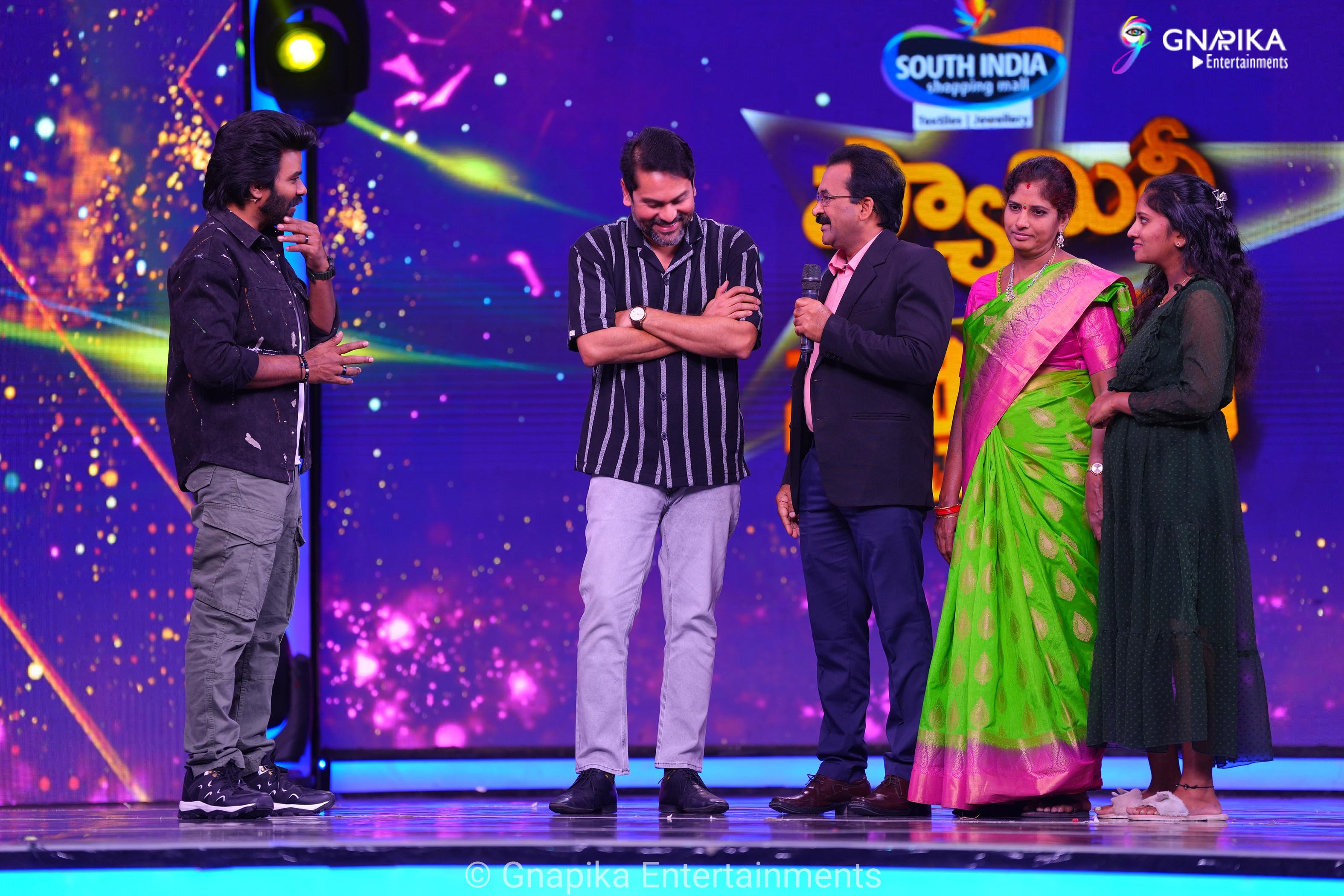 family stars sudheer