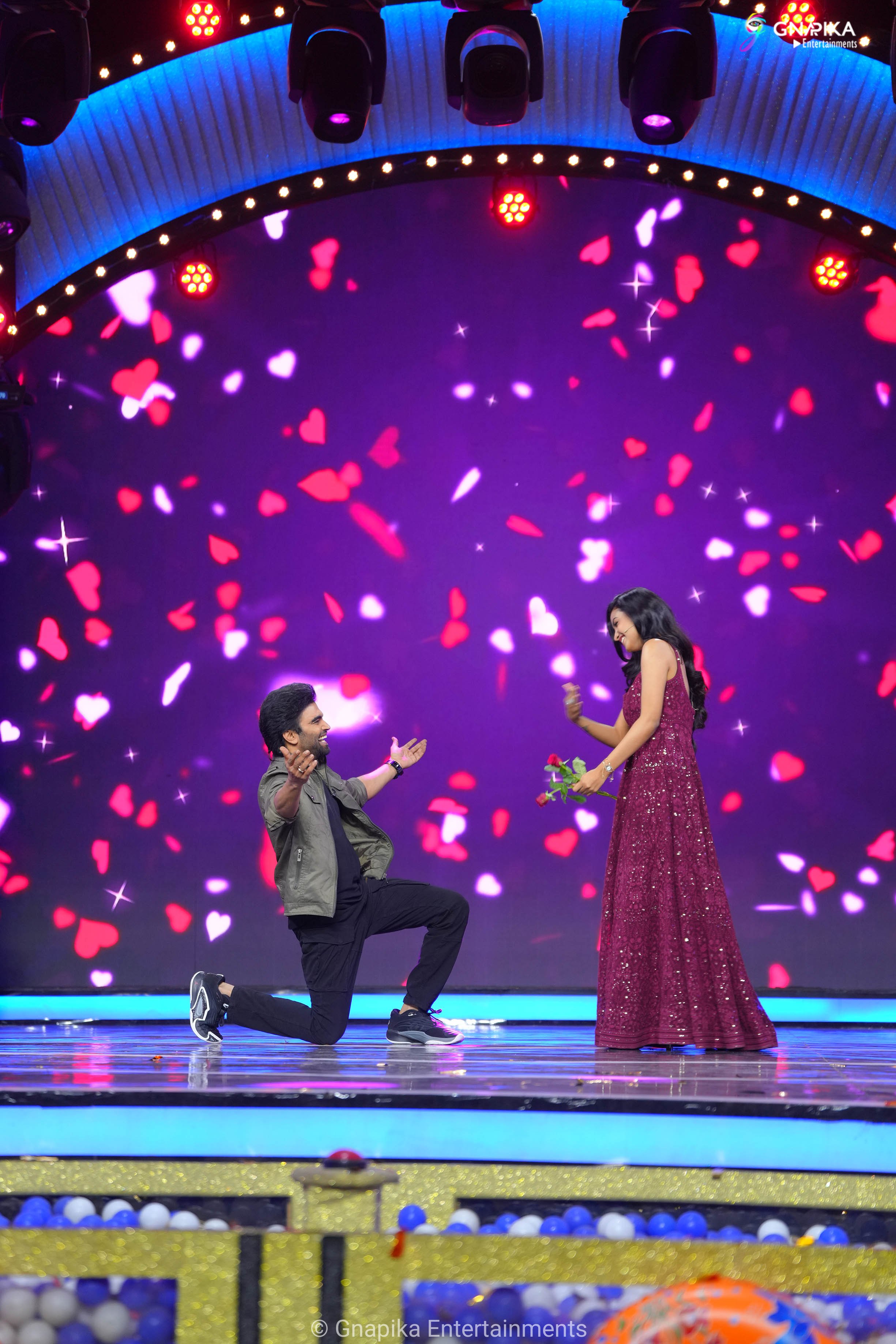 pradeep family stars