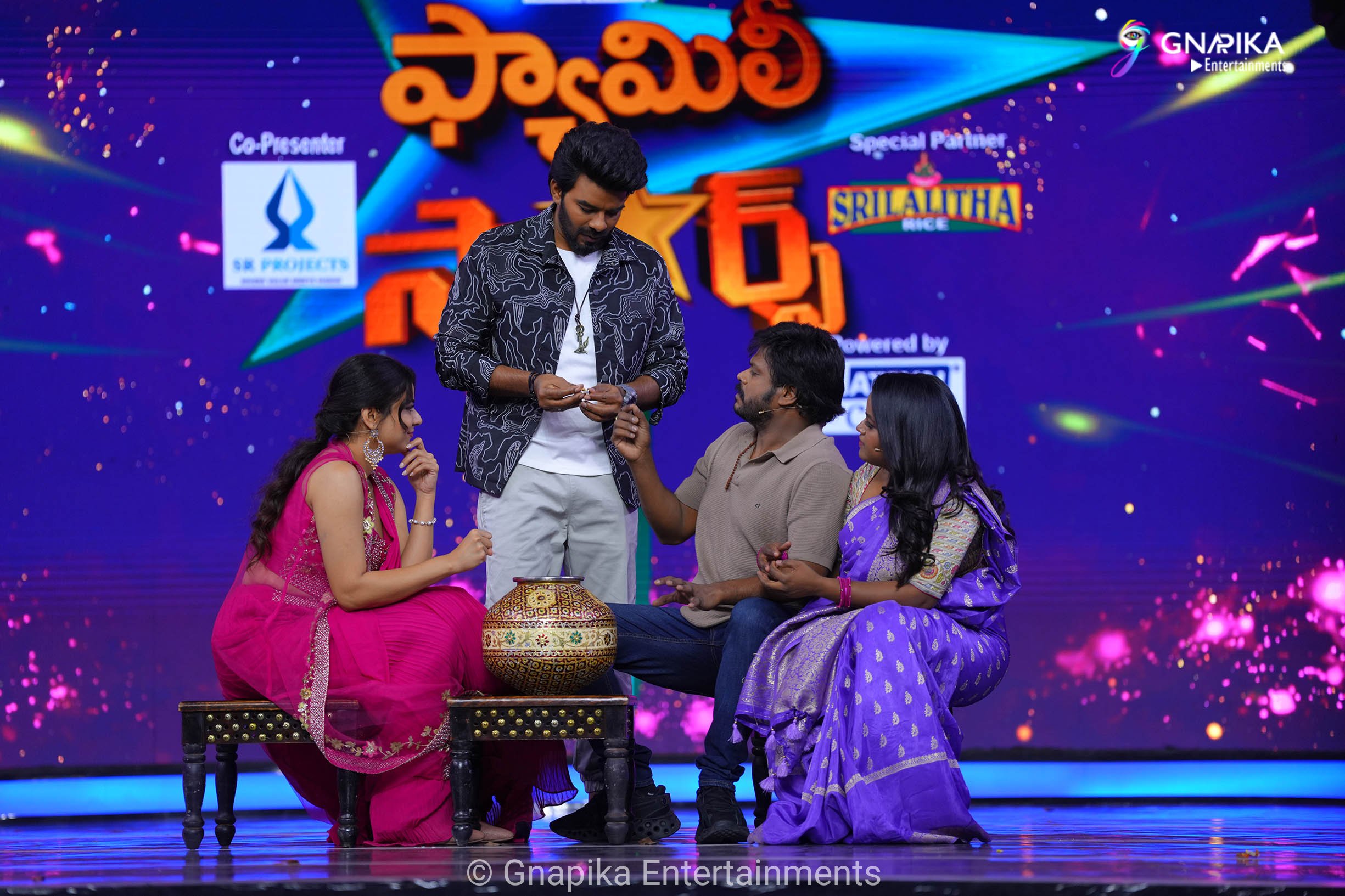 pradeep family stars