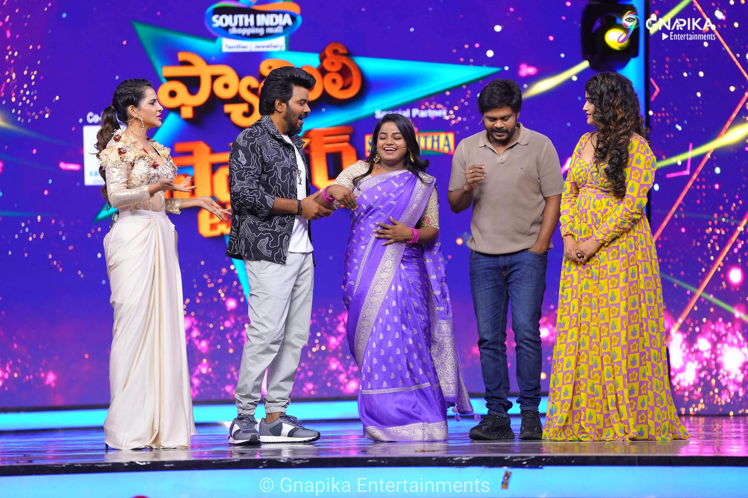 pradeep family stars