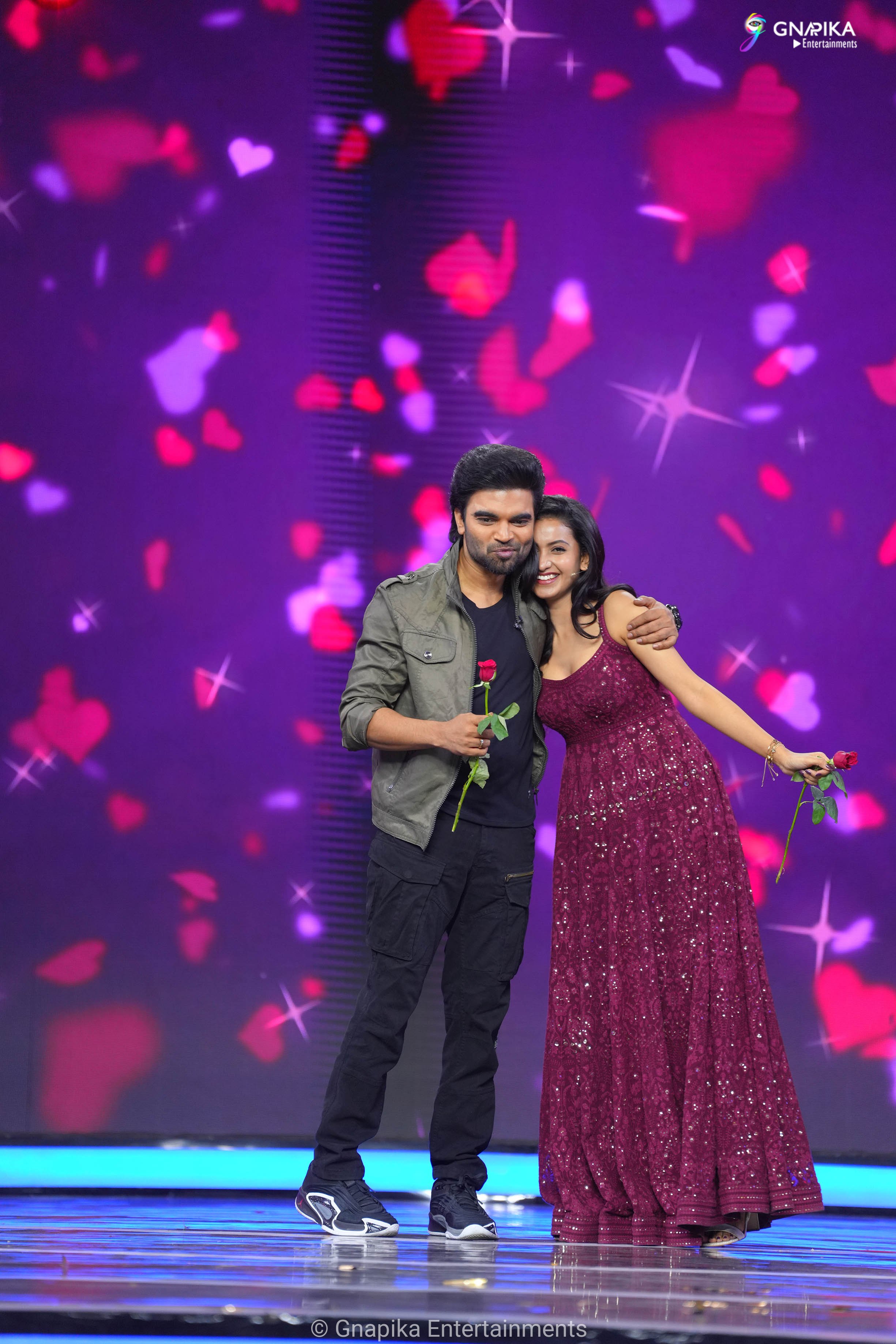 pradeep family stars