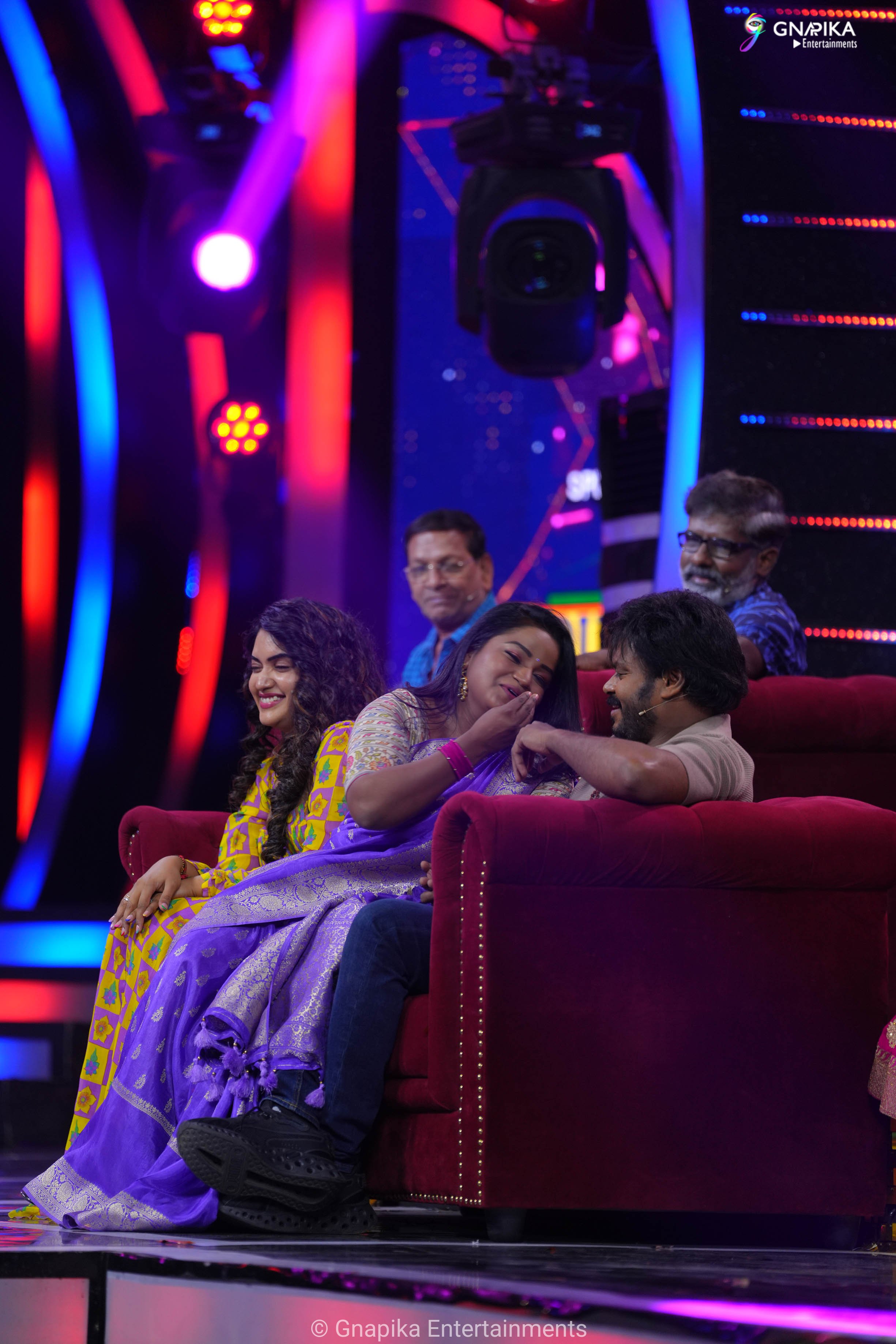 saptagiri family stars episode