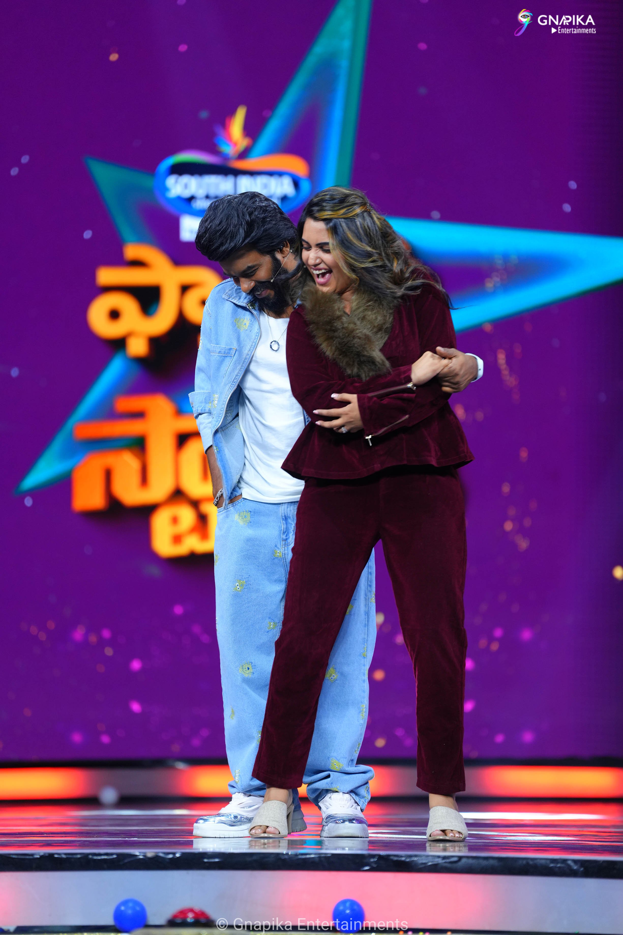 Family stars show photo gallery