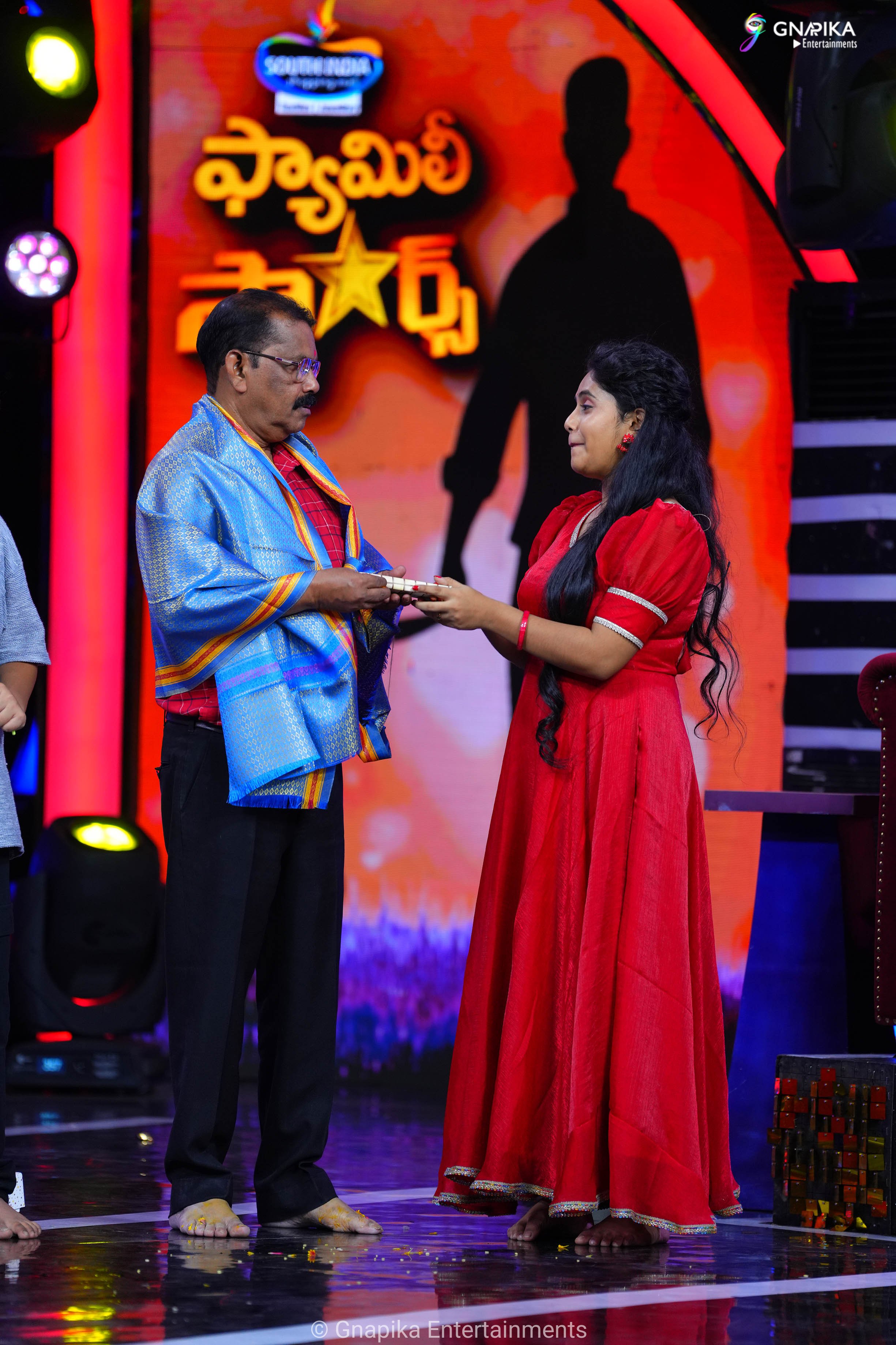 Family stars show photo gallery