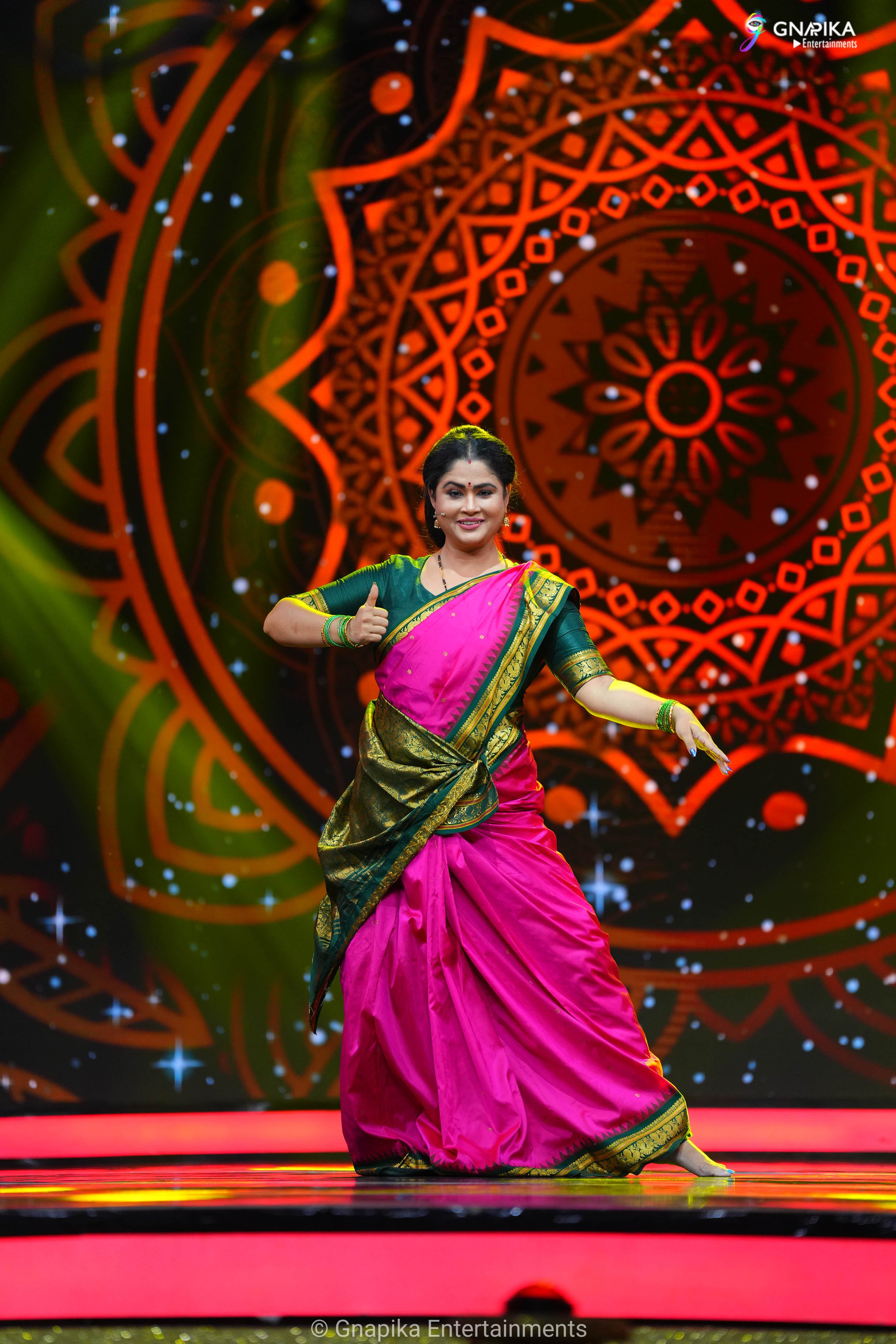 Family stars show photo gallery