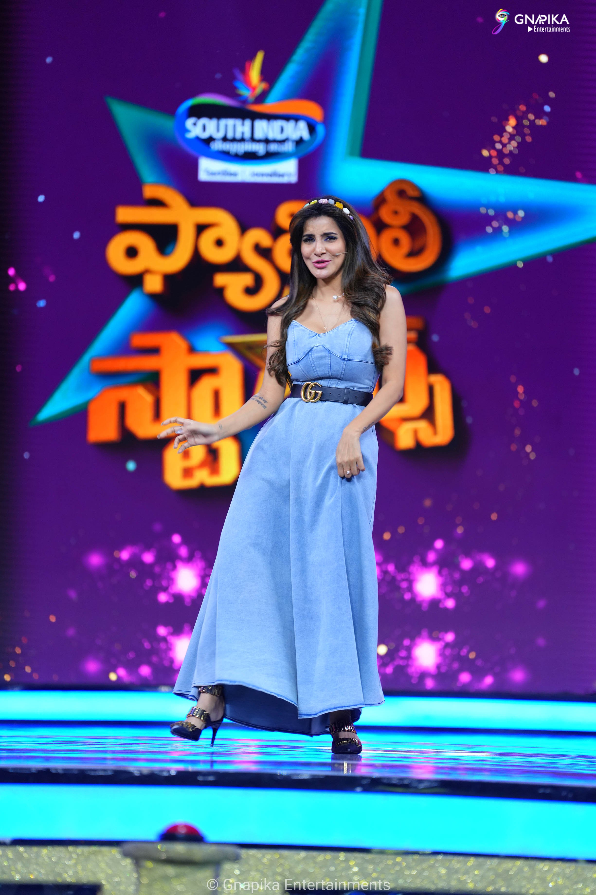 Family stars show photo gallery