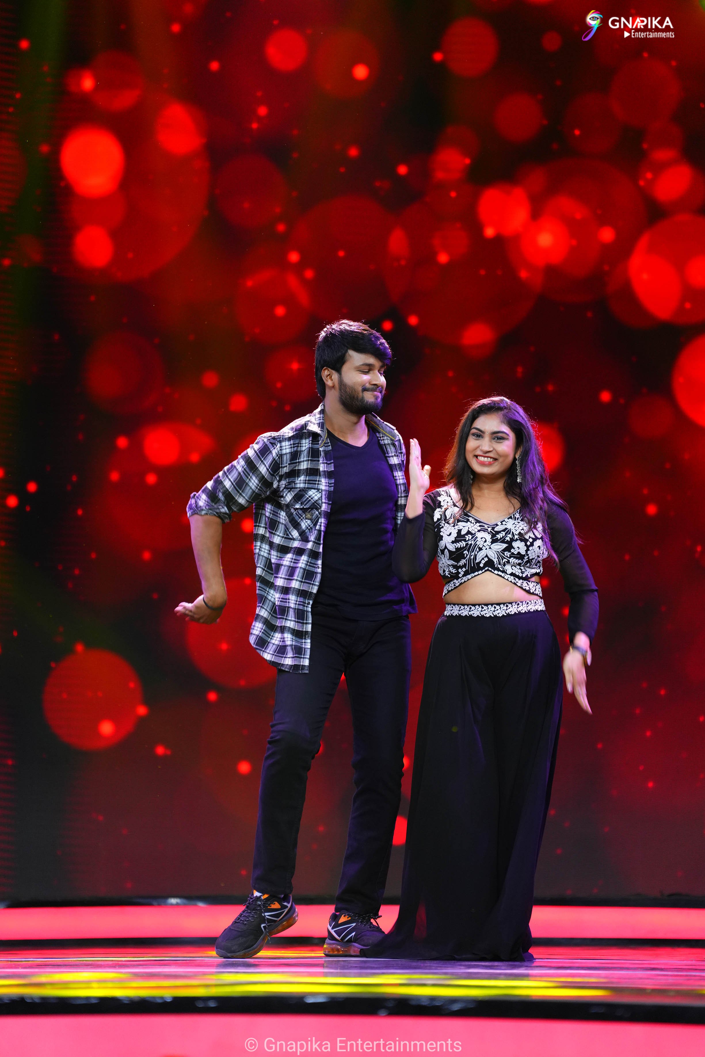 Family stars show photo gallery